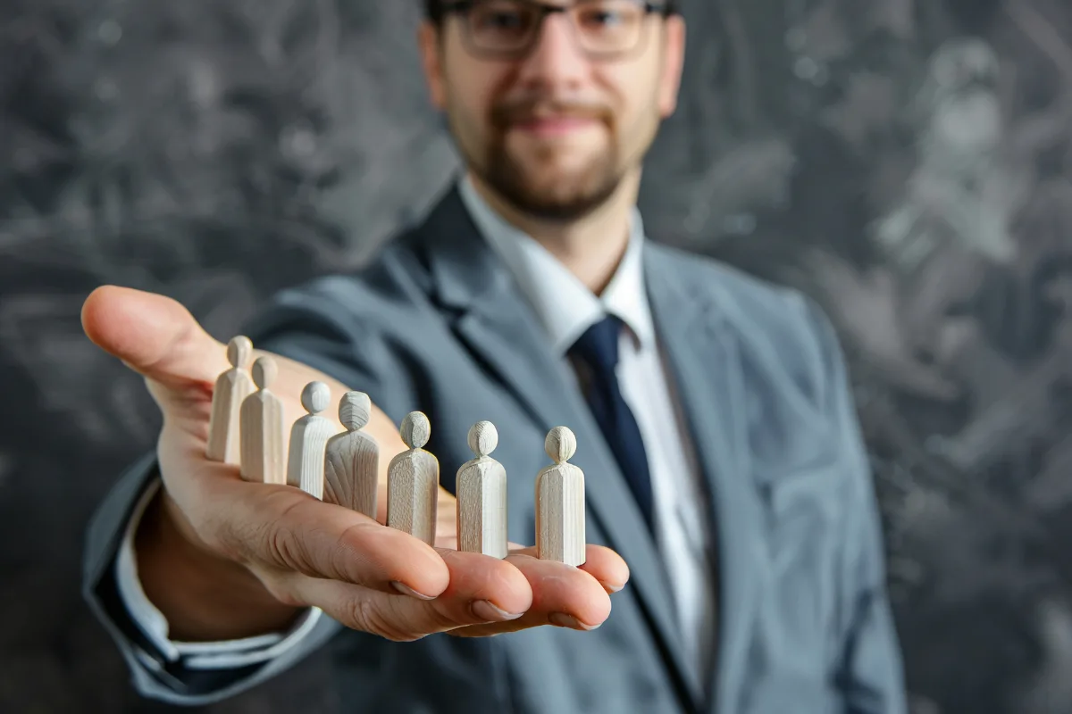 5 Ways to Increase Client Retention as an HR Consultant